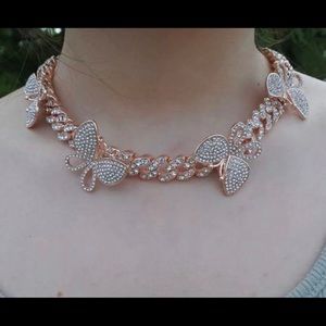 Crystal stansteel butterfly necklace